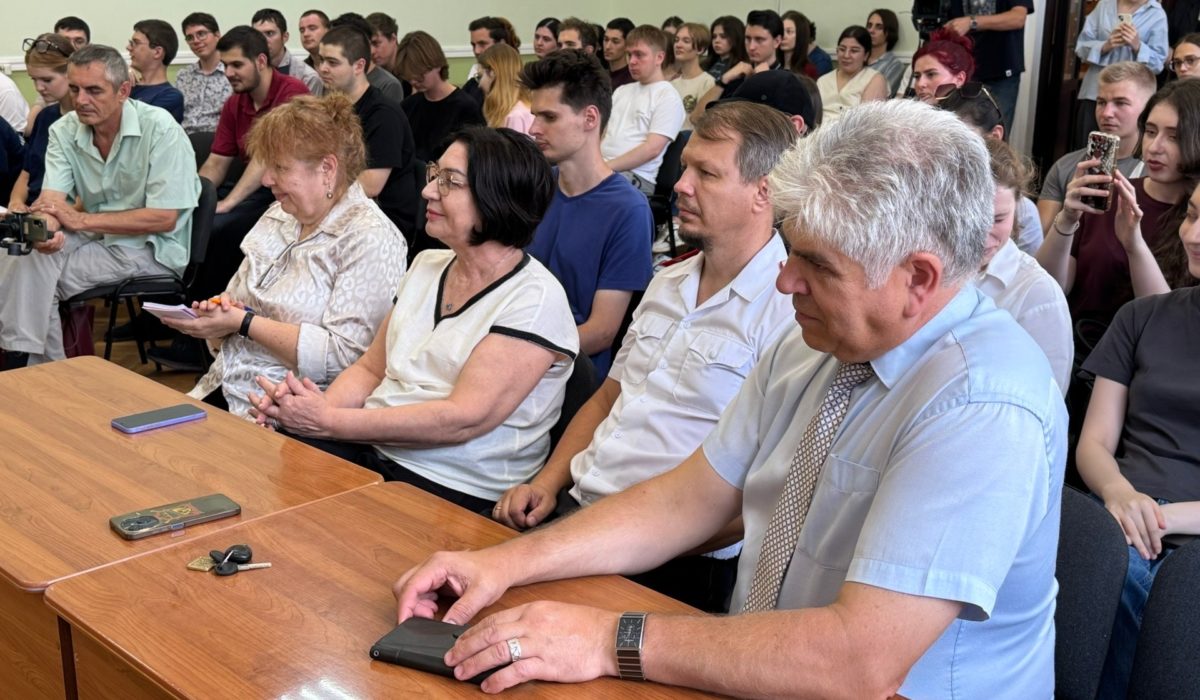 Круглый стол - Плечом к плечу - в одном строю (4)