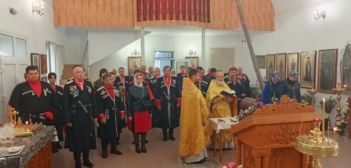 https://xn----7sbppfacjvbcbg2a.xn--p1ai/v-sele-belom-krasnogvardejskogo-rajona-prokhodit-den-kubanskogo-kazachestva/