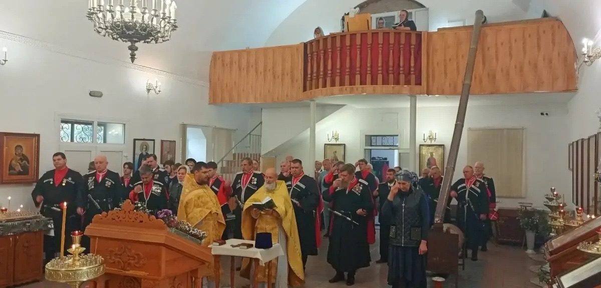 В селе Белом Красногвардейского района проходит «День кубанского казачества», (5)