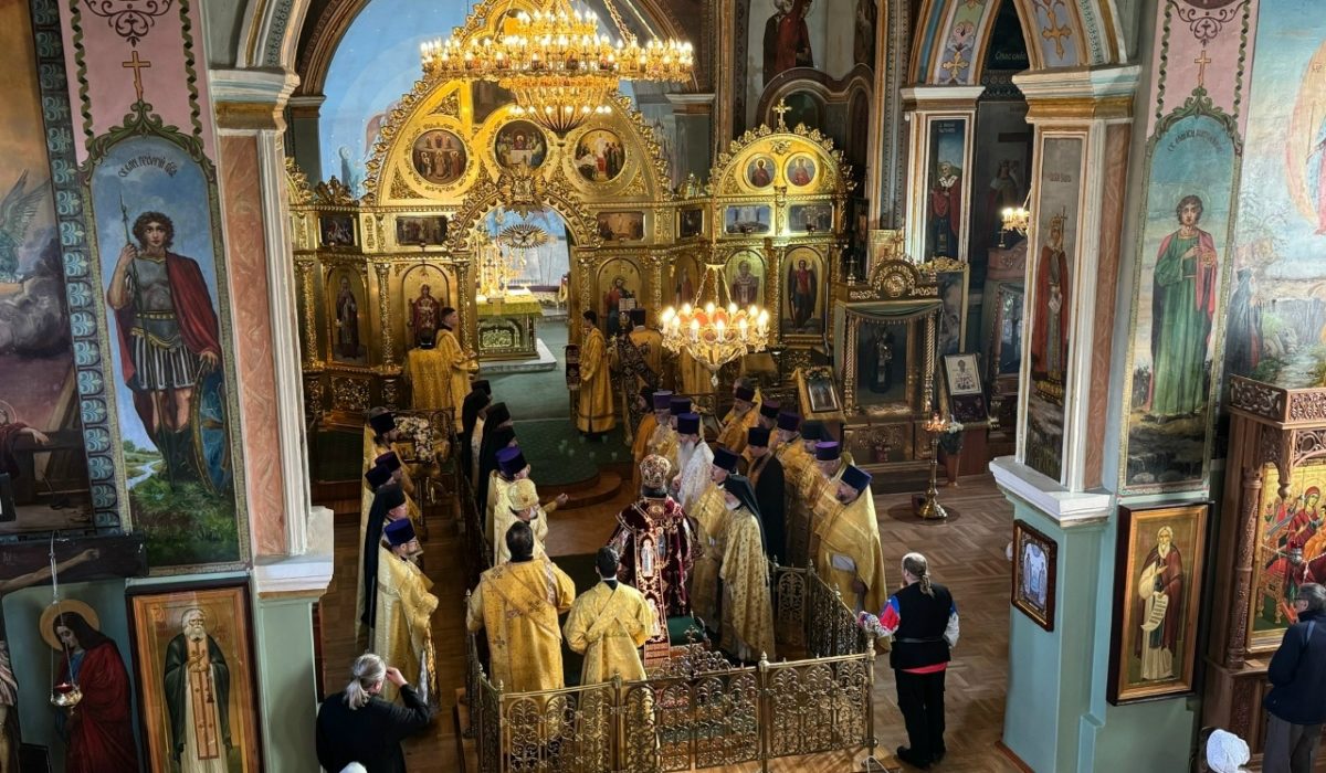 Поздравление архиепископу Тихону с Днём тезоименитства (2)