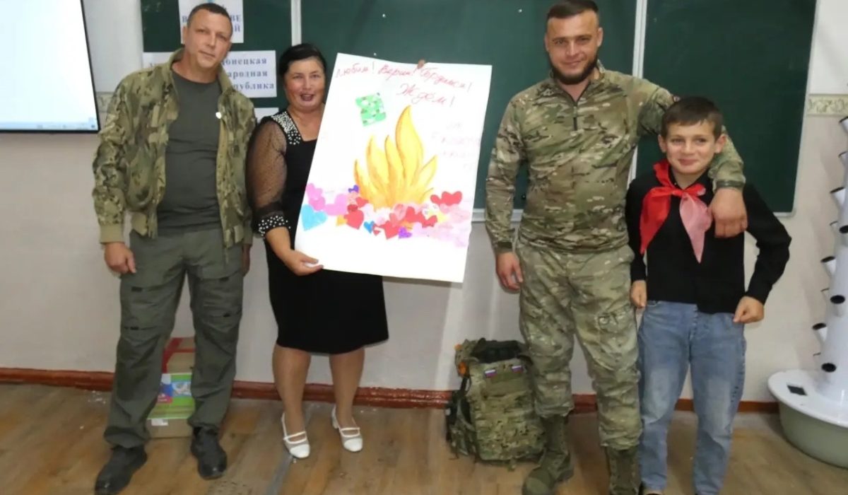 Урок мужества в школе №15 посёлка Верхневеденеевского (1)